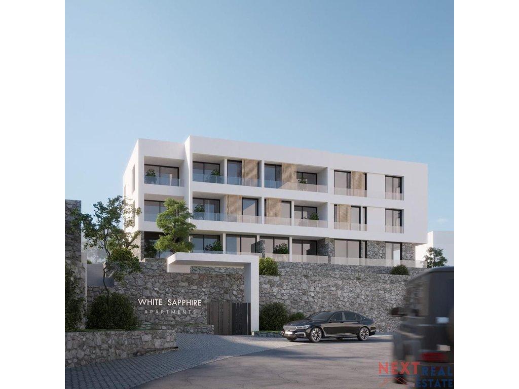 Bay-View Apartment in Southern Albania — photograph 5