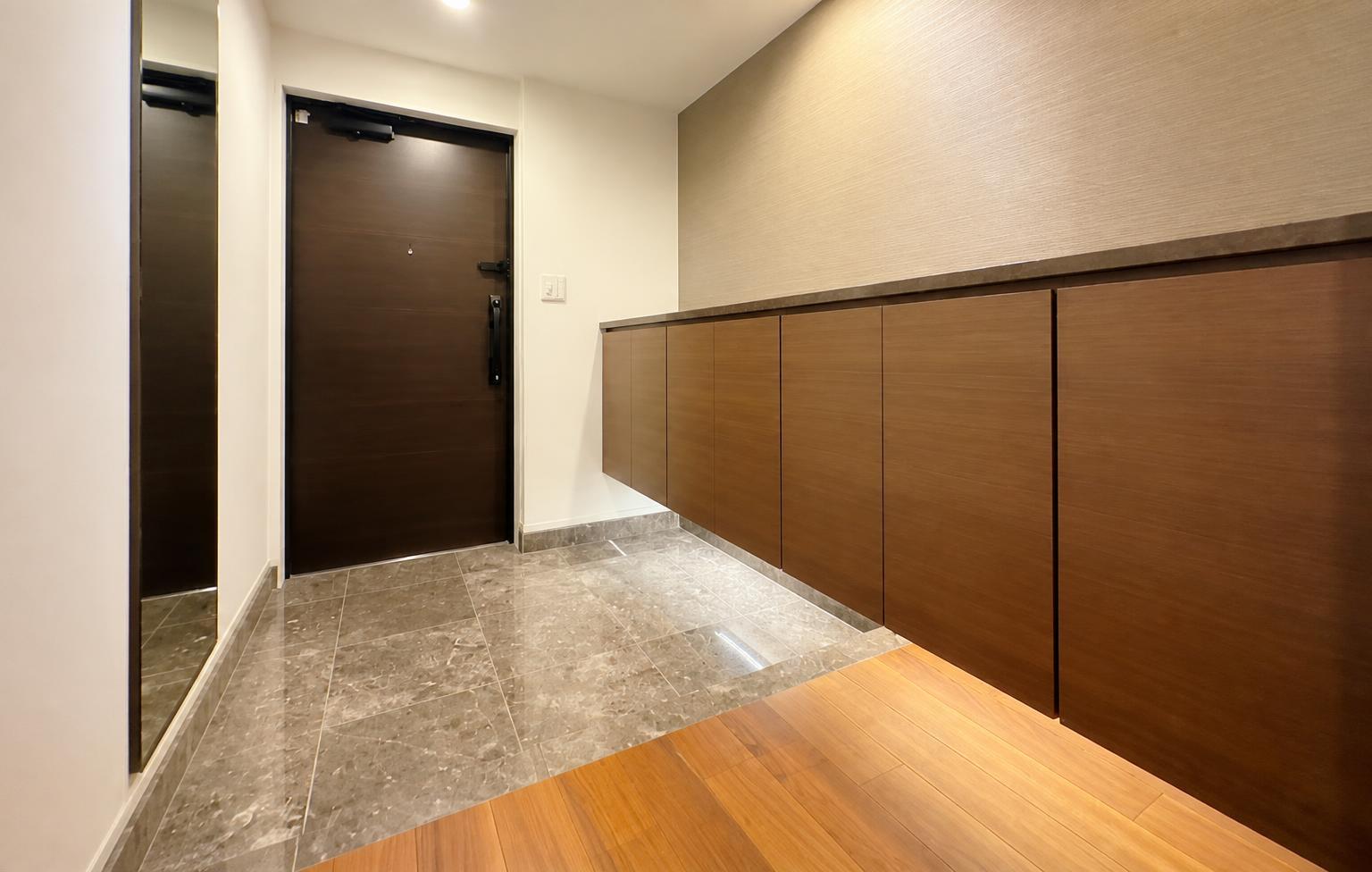Spacious Top-Floor Apartment in Fukuoka — photograph 4