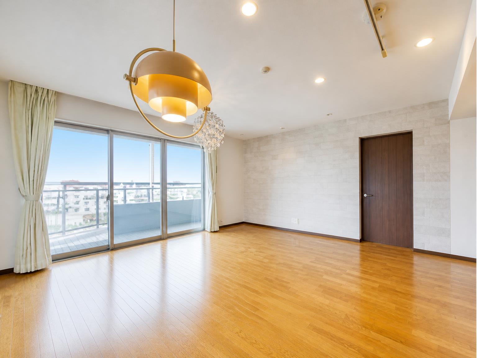 Waterfront Condominium in Urayasu — photograph 2
