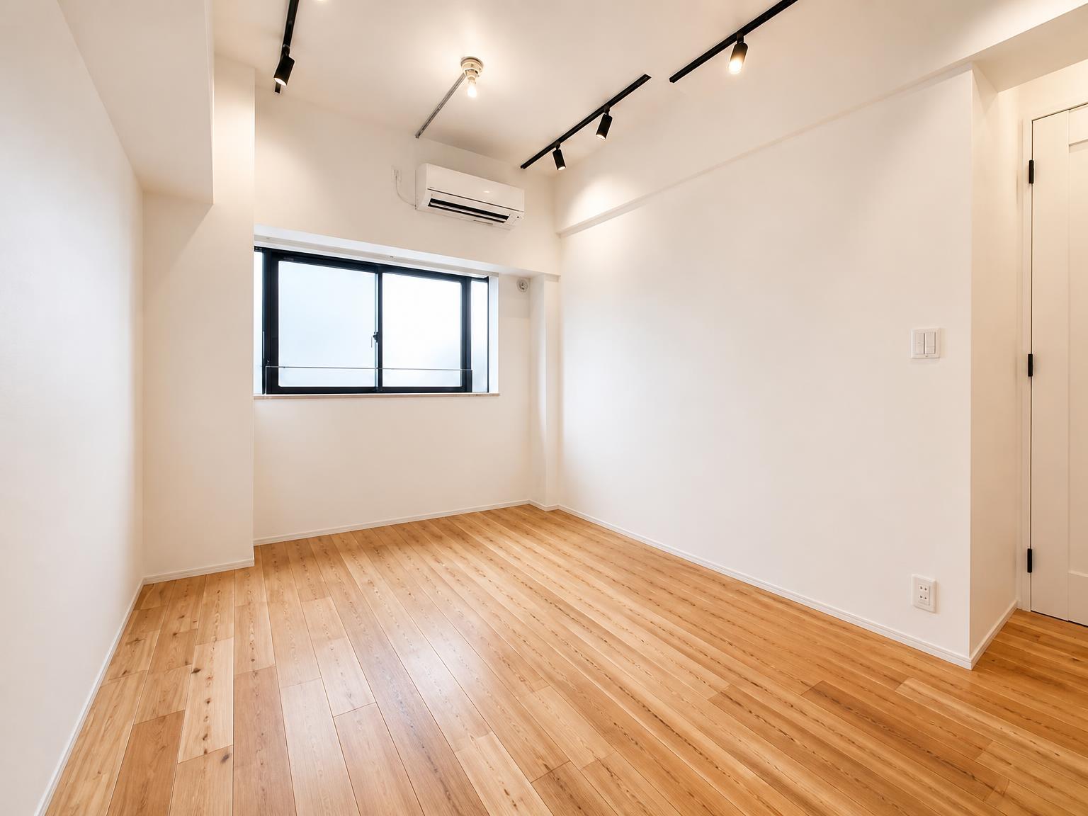 Grand Forme Kikuna — photograph 5