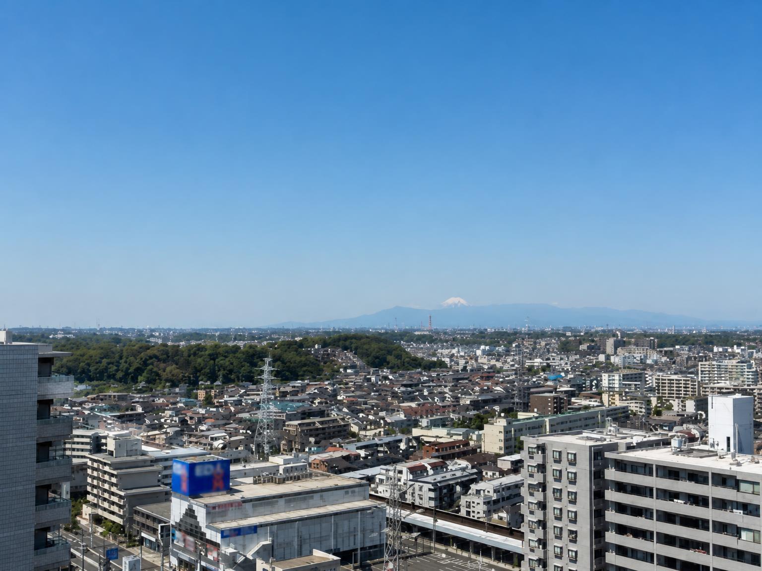Condominium in Kohoku-ku, Yokohama — photograph 2