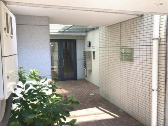 Office in Nada-ku, Kobe — photograph 4