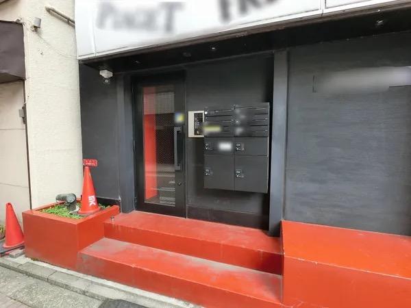 Office in Naka-ku, Yokohama — photograph 4