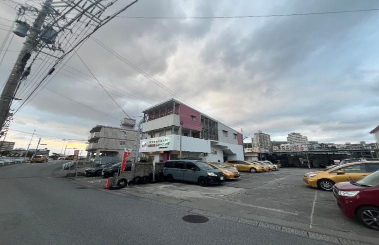 Detached House in Madanbashi, Tomigusuku — photograph 2
