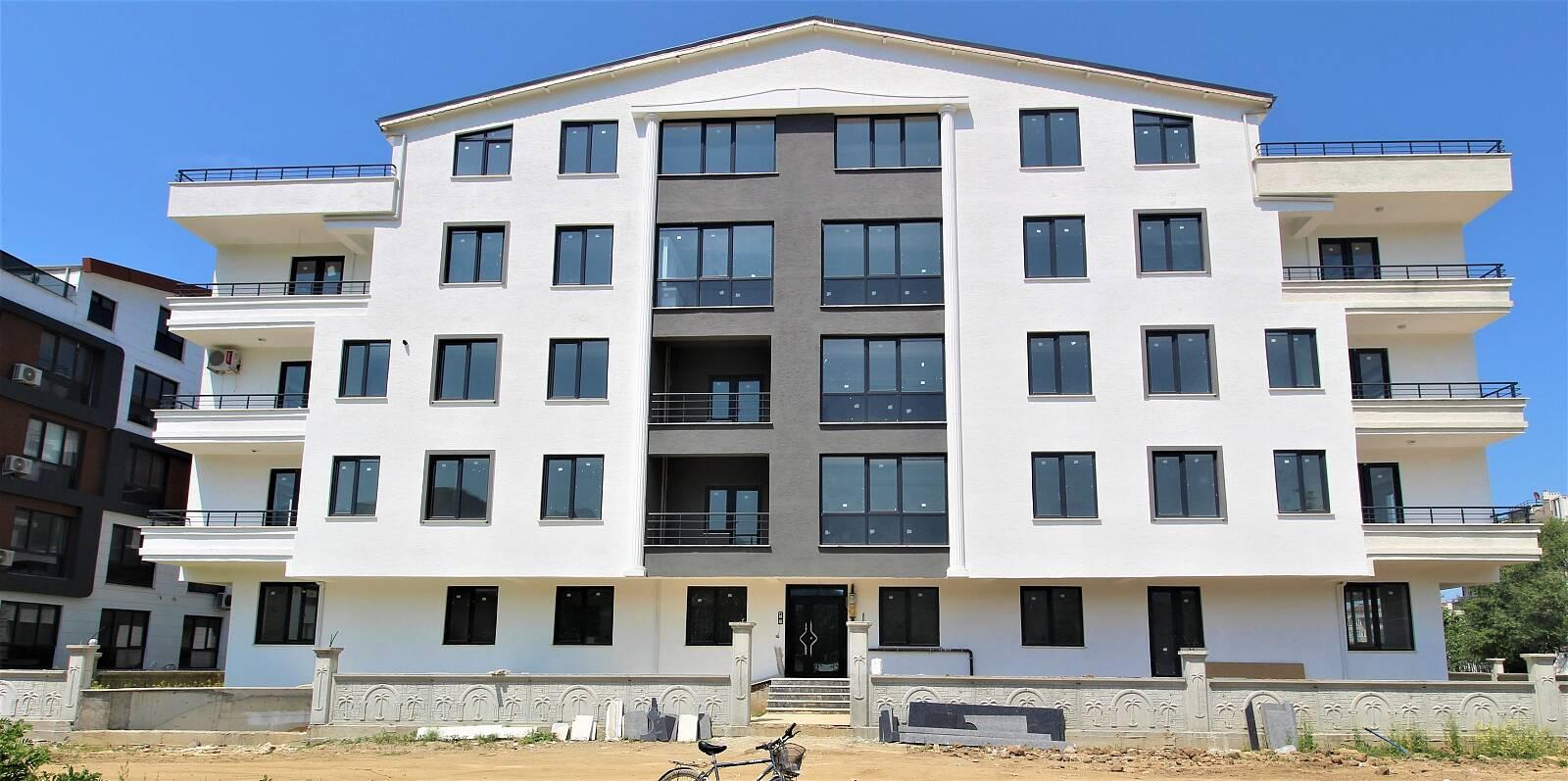 Apartments in Karpuzdere, Çınarcık (YVX-00080) — photograph 1